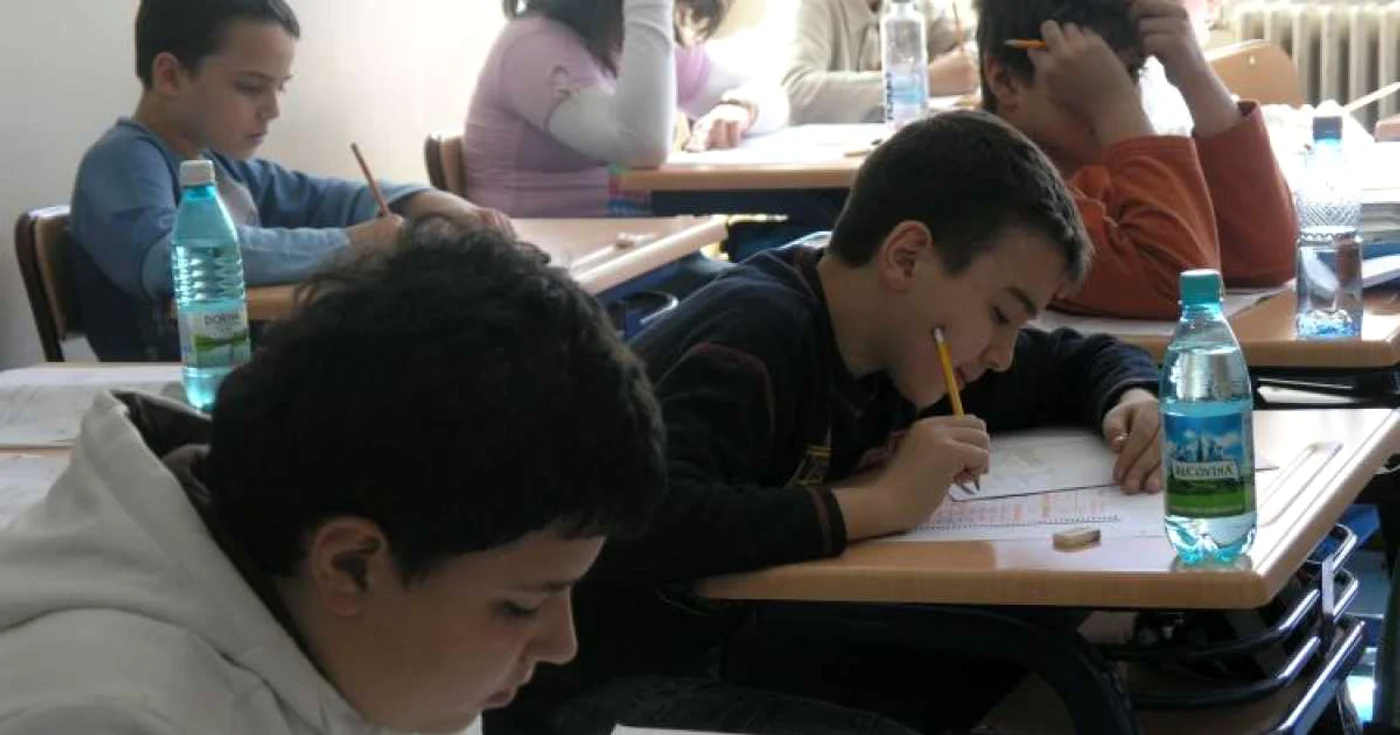 Elevii vor susţine examenul, mâine, între orele 9.00 - 11.00