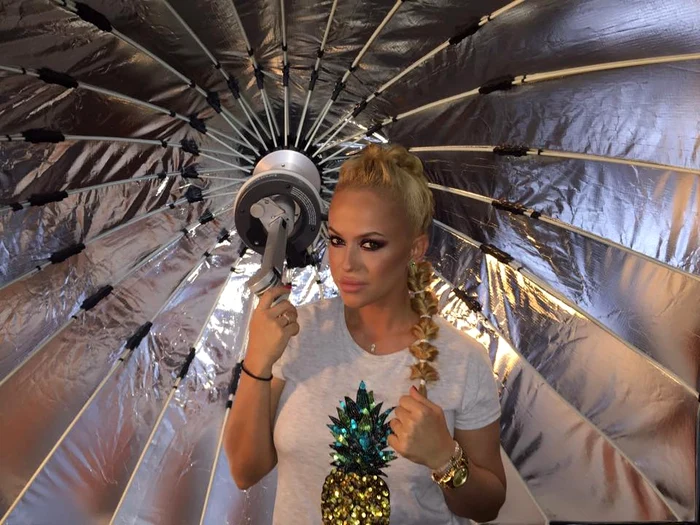 
    Anda a filmat pentru un nou clipFoto: arhivă personală  