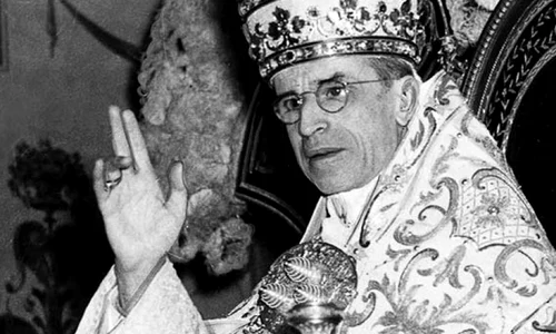 Papa Pius al XII lea l a lăsat pe Hitler să i omoare pe evrei jpeg
