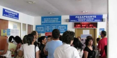 Bacău: Pașapoarte eliberate în trei zile
