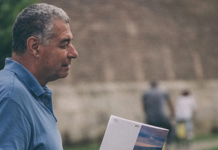 Profesorul Antonio Câmara în Cetatea Alba Carolina/Foto: Florin Duţulescu