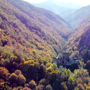 Cetatea medievală Colț din Retezat  Foto Daniel Guță jpg