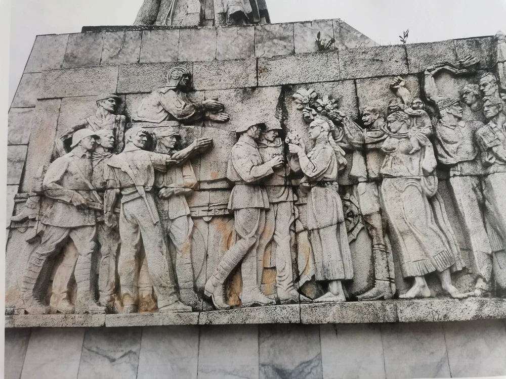 Monumentul din Parcul Central