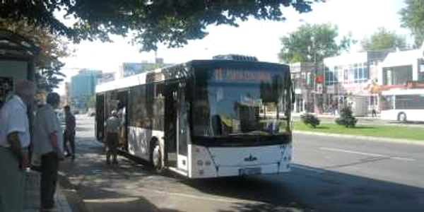 A fost suplimentat numărul de autobuze 