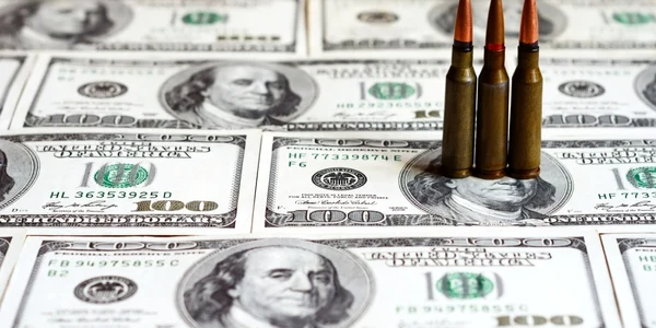 Razboi Ucraina Rusia gloante economie dolari FOTO Shutterstock