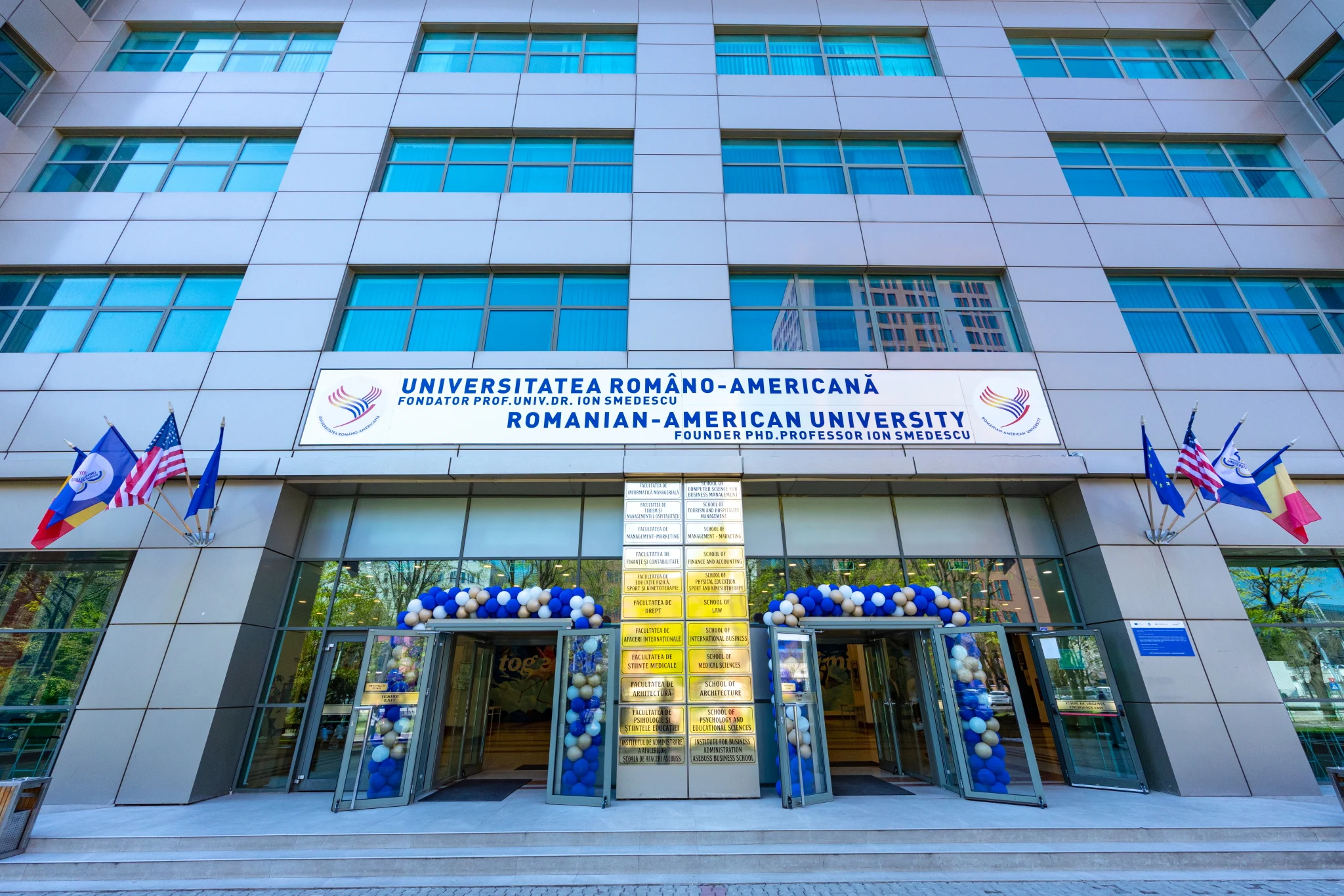 Universitatea Româno-Americană lansează Facultatea de Arhitectură cu program integrat de licență și masterat în limba engleză, cu diplomă dublă româno-americană