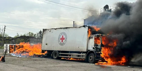 atac camion crucea rosie/ FOTO:X