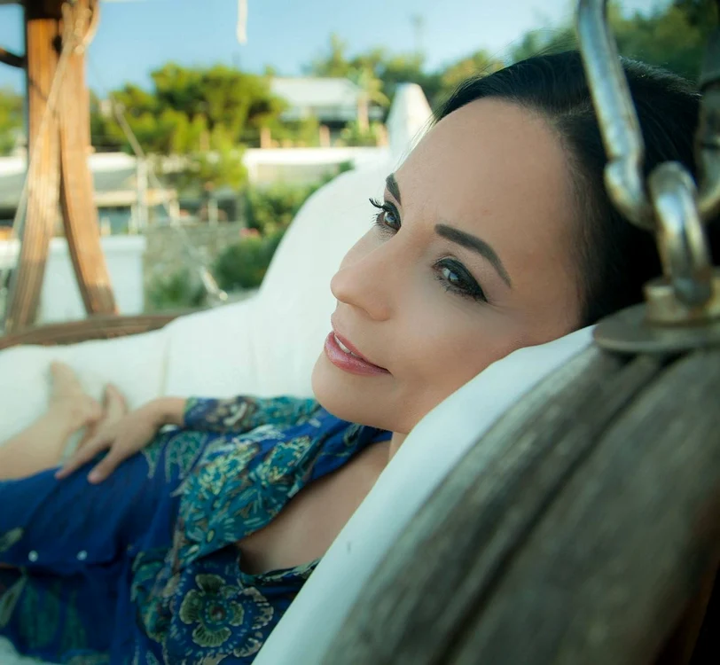 Andreea Marin jpeg