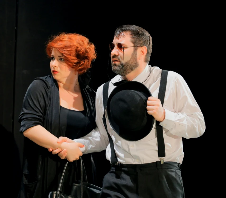 Scenă din spectacolul ”Salba dracului ” Foto: Teatrul Dramatic ”Fani Tardini”