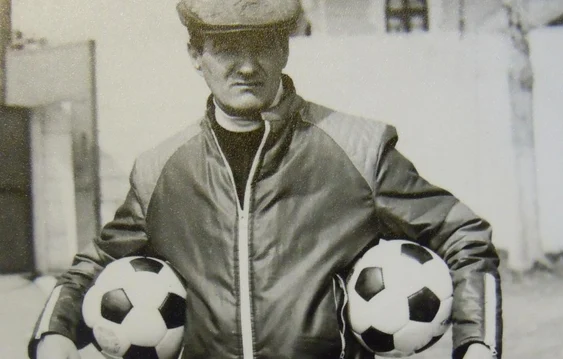 Eugen Popescu a fost antrenor la Metalul și şef al Centrului de Copii şi Juniori. FOTO. G. Degeratu