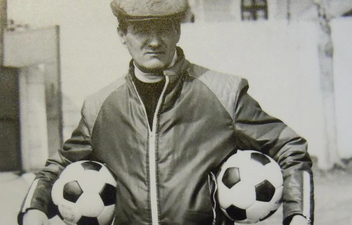 Eugen Popescu a fost antrenor la Metalul și şef al Centrului de Copii şi Juniori. FOTO. G. Degeratu