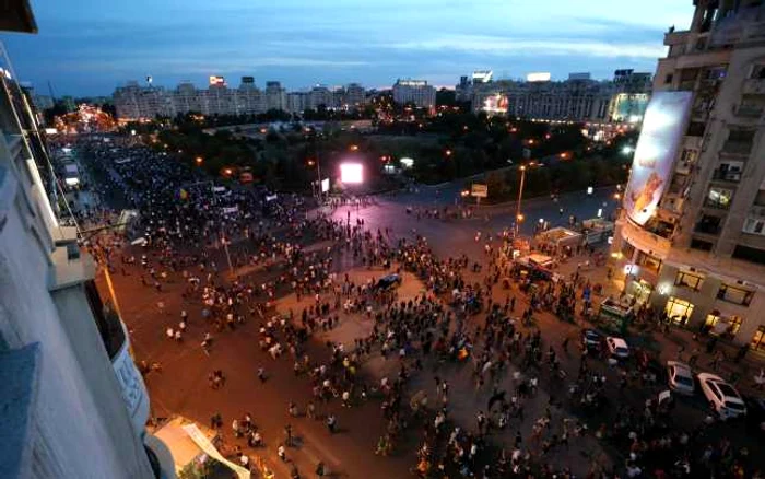 BUCUREŞTI: Ziua 15 de proteste în Capitală, împotriva exploatărilor de la Roşia Montană FOTO Mediafax