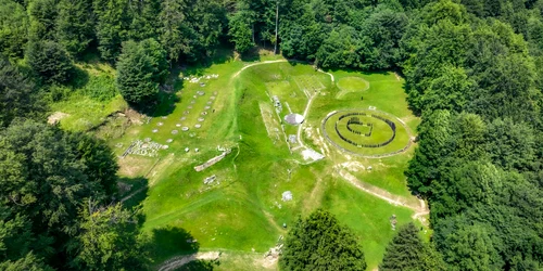 Sarmizegetusa Regia Foto Administrația Sarmizegetusa Regia 2 jpg