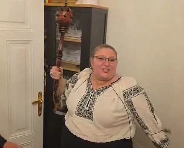 Diana Șoșoacă, petrecere cu artificii lângă Ambasada Ucrainei: „E ziua mea, fac ce vreau!” Au intervenit jandarmii