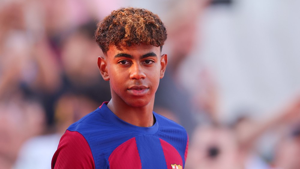 Napoli – Barcelona, cu un copil printre titulari: catalanii arată ce înseamnă să ai curajul de a miza pe tineri