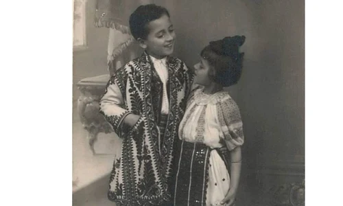 Cum arăta costumul popular din sudul României în anii `40 jpeg