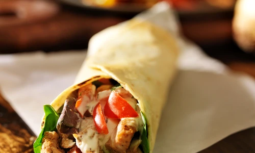1 wrap de pui cu legume jpg jpeg