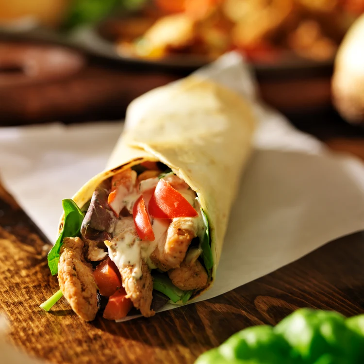 1 wrap de pui cu legume jpg jpeg