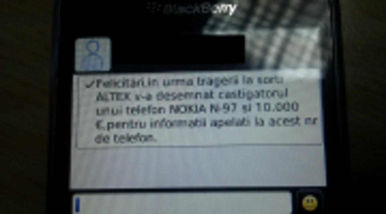 Astfel de SMS-uri sunt, de cele mai multe ori, înşelătoare