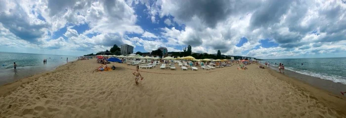 Plaja din Bulgaria FOTO MI