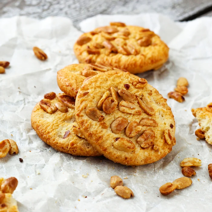 Biscuiti cu alune  Sursa foto shutterstock 1666911769 jpg