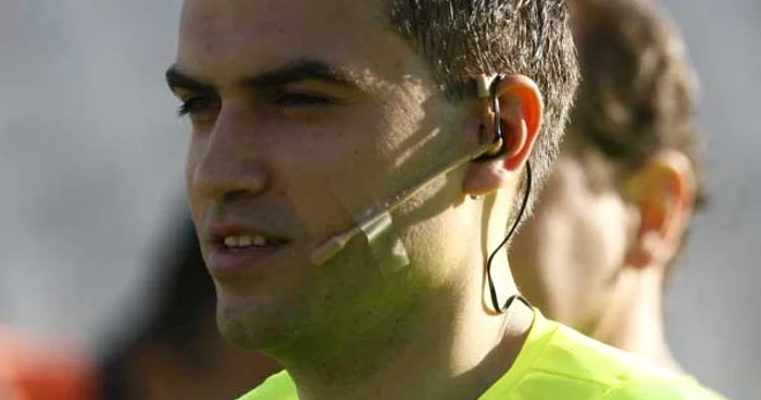 FOTBAL: Haţegan va arbitra derby-ul Dinamo-Rapid