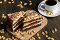 Tort cu crema de branza, caramel si alune  Sursa foto shutterstock 2174052631 jpg