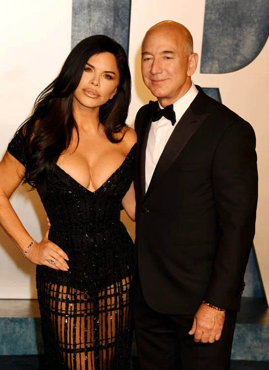 Jeff Bezos și logodnica sa, Lauren Sanchez FOTO Profimedia