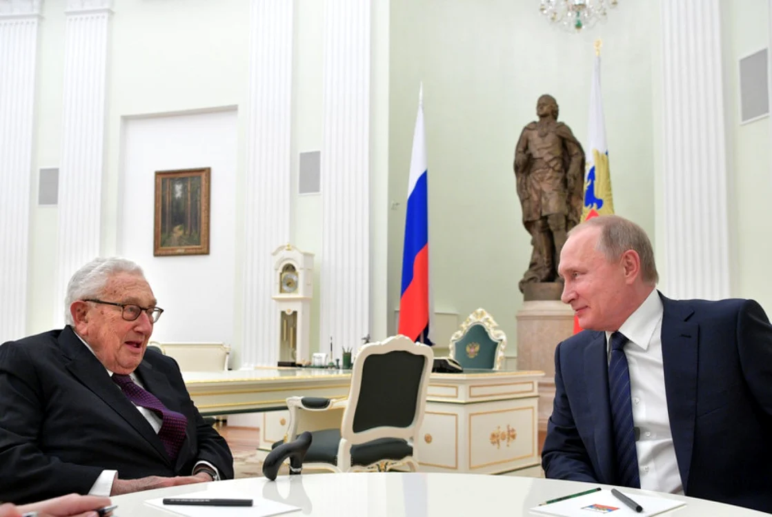 Henry Kissinger a susținut cedarea de teritorii ucrainene către Rusia
