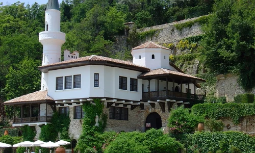 castel balcic 3 net jpg