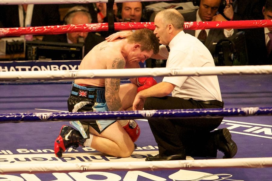 Tragedie în lumea boxului: Celebrul pugilist Ricky Hatton, găsit mort în propria locuință