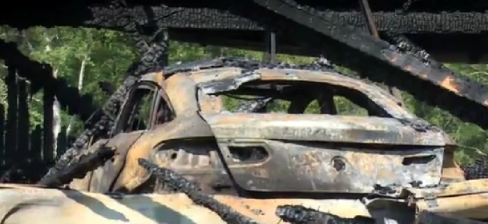 O mașină de 100,000 de euro a luat foc / Captura Video - Stirile Pro TV