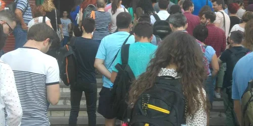 coada metrou pipera foto doralina buga