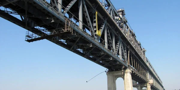 Podul Prieteniei intră de astăzi în reparaţii