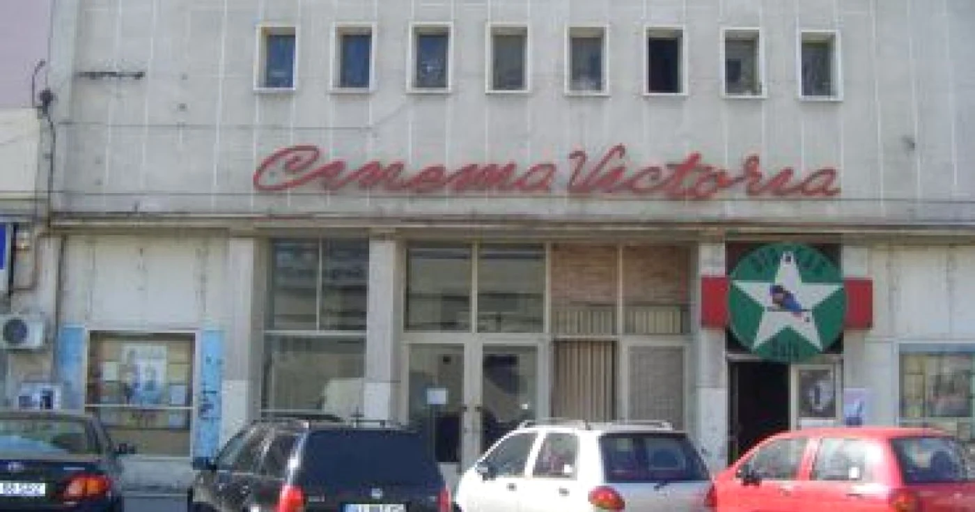 Târgu-Jiu: „Puicuţe Sălbatice“ la Cinema Victoria