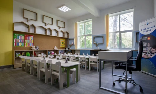 5 clasa 0 scoala sohatu dupa renovare jpg jpeg