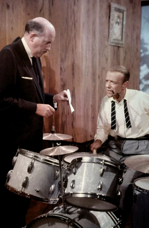 Fred Astaire, pe platourile de filmare de la Daddy Long Legs, regizat de Negulesco.