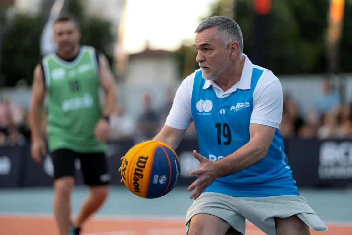 Leonard Doroftei și-a păstrat jocul de picioare din tinerețe