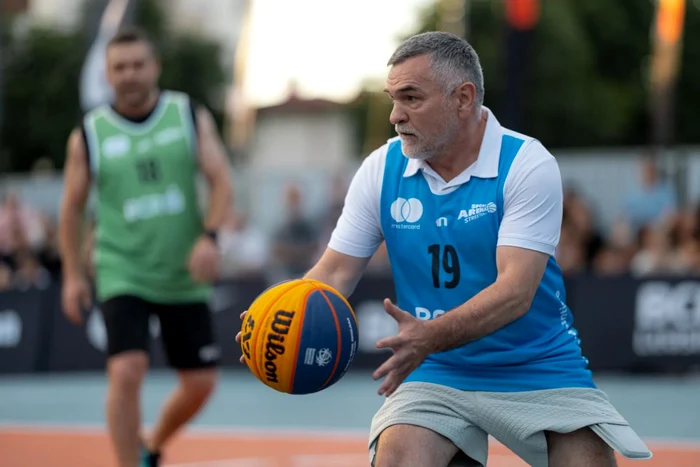 Leonard Doroftei și-a păstrat jocul de picioare din tinerețe