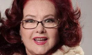 „În comedie, actorul trebuie să ştie în cine dă“ – interviu cu Stela POPESCU jpeg