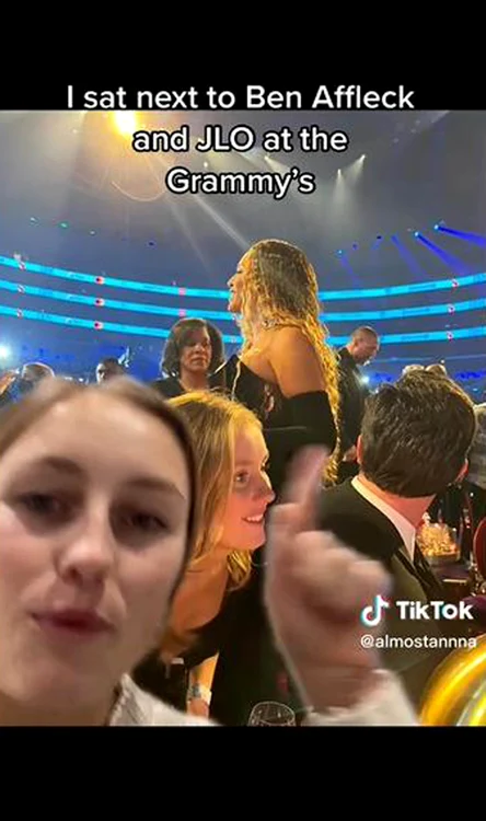 Tiktokerița de la Grammy jpg