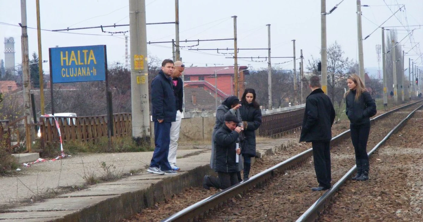 Părinţii studentului ucis de tren s-au recules la locul tragediei