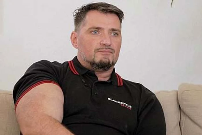 El susţine că e o persoană extrem de timidă în viaţa de zi cu zi foto: Vice