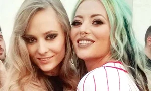 12 13 vedete delia si sora ei oana jpeg