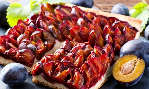 Tarta cu prune 580x400 jpeg