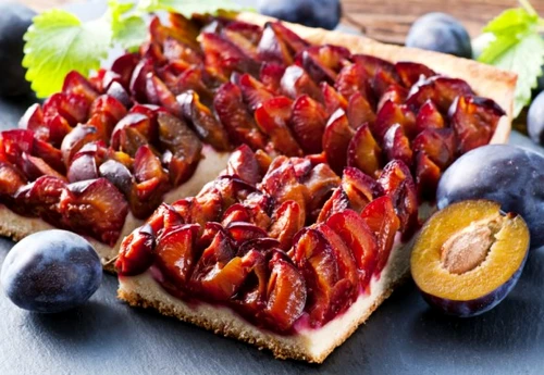 Tarta cu prune 580x400 jpeg