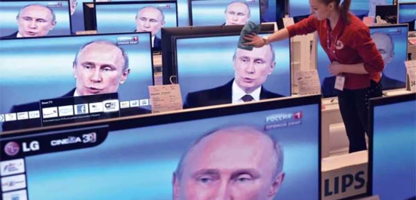 Având cea mai mare proporţie de populaţie etnic rusă din UE, ţările baltice, Letonia, Lituania şi Estonia, se simt vulnerabile în faţa războiului informaţional dus de Rusia FOTO kyivpost.com