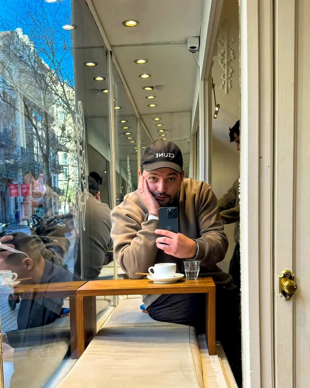 Mihai Morar este fan cafea mai ales că are propriul său lanț de cafenele