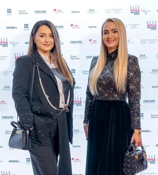 Andreea Sandu și Adela Diaconu, organizatoarea Galei Campionilor de la Brașov Sursa arhiva personală 