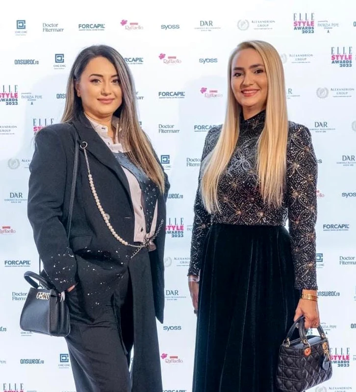 Andreea Sandu și Adela Diaconu, organizatoarea Galei Campionilor de la Brașov Sursa arhiva personală 